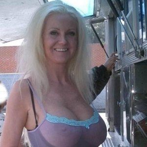 Sexkontakte für Sextreffen in Waltalingen, Alter: 49 Jahre (10)