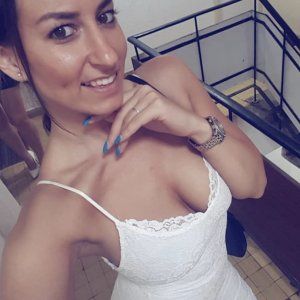Fickanzeigen für Sexkontakte aus Waldenburg, Alter: 34 Jahre (2)